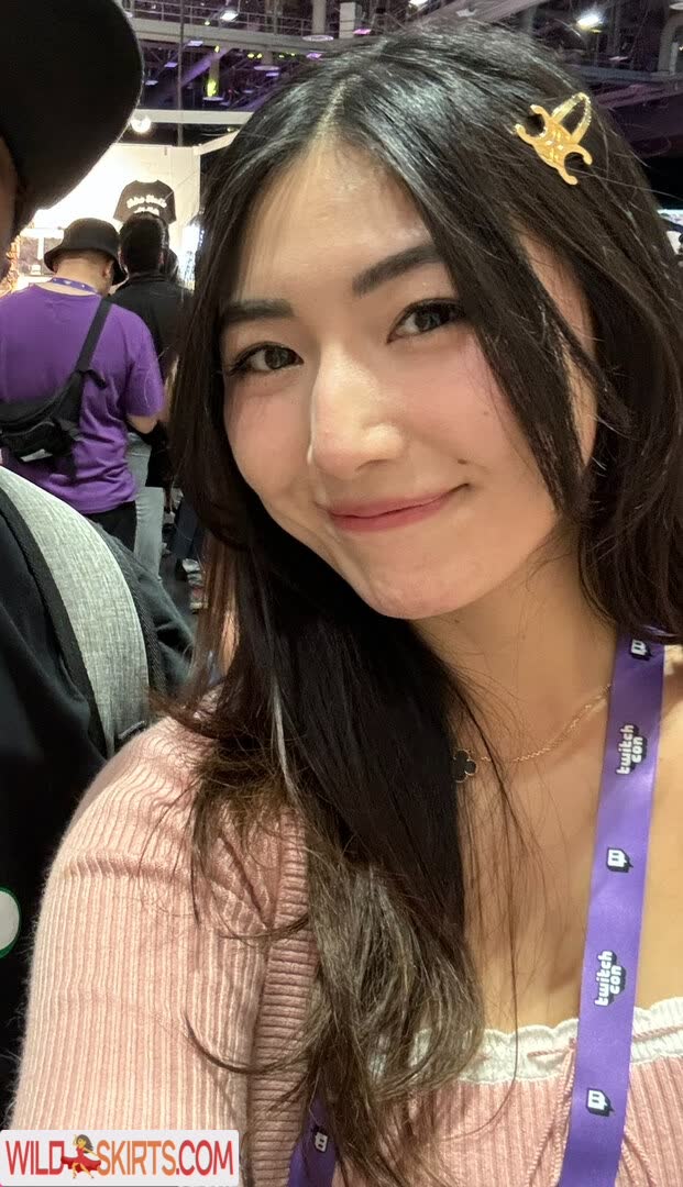 XChocobars nude leaked photo #94