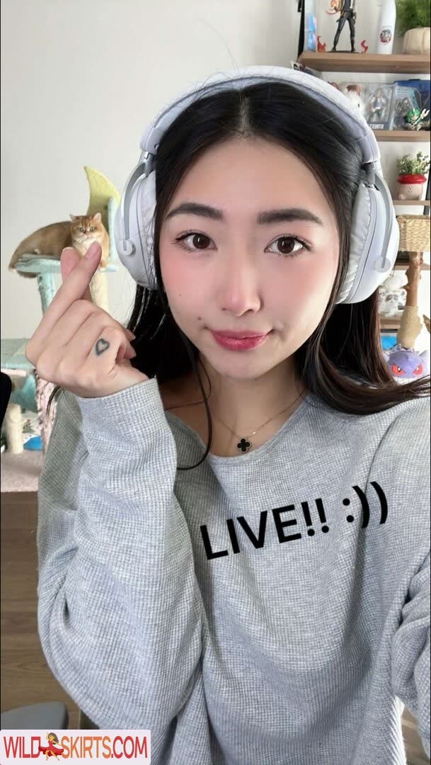 XChocobars nude leaked photo #159