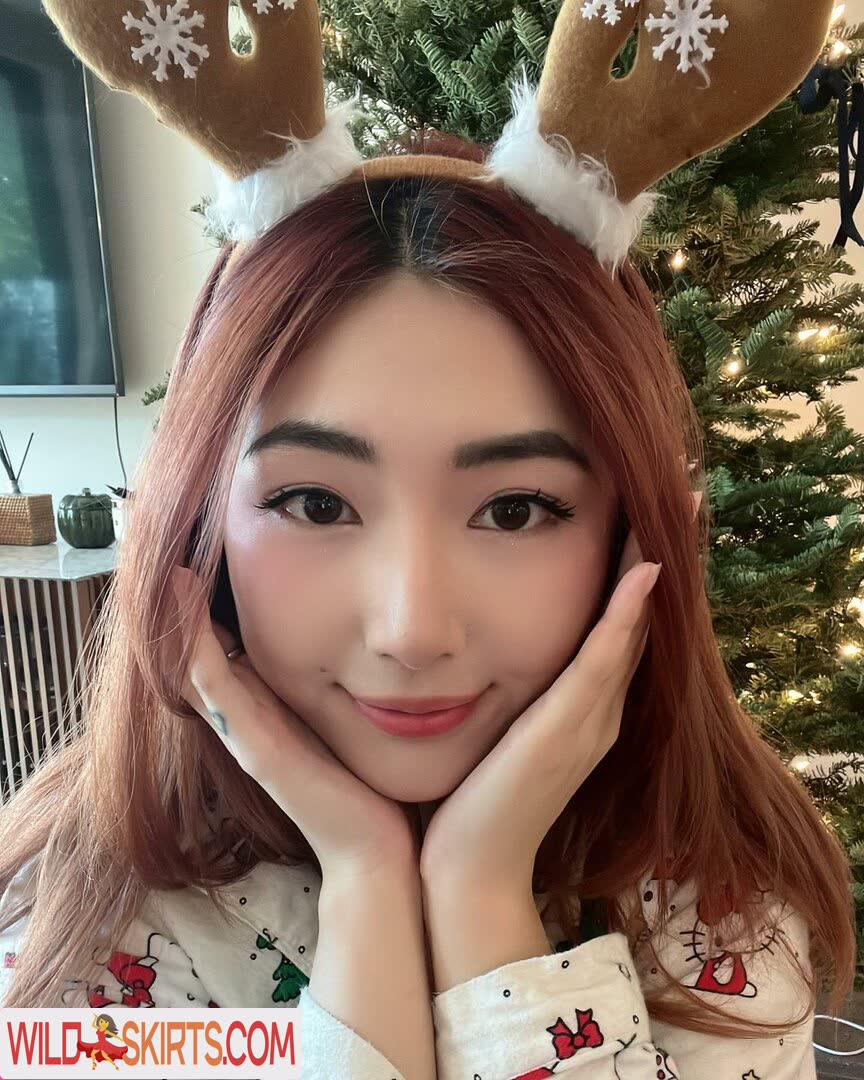 XChocobars nude leaked photo #184