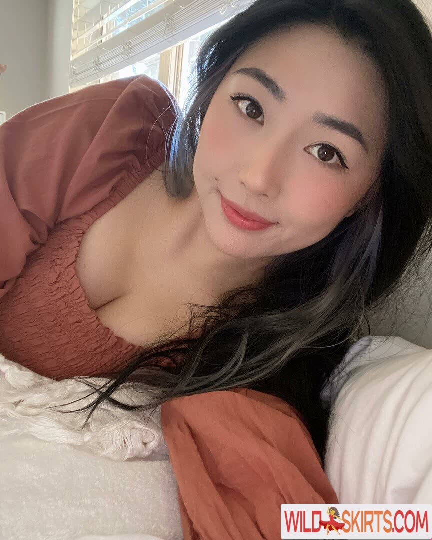 XChocobars nude leaked photo #16