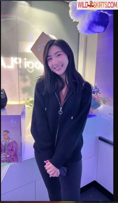 XChocobars nude leaked photo #36