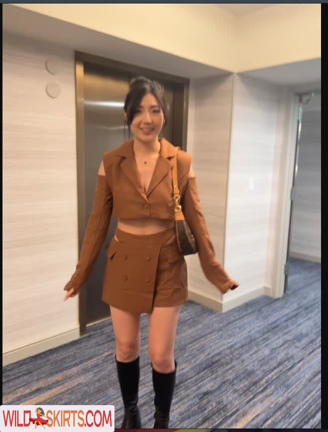 XChocobars nude leaked photo #202