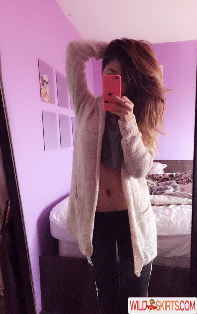 XChocobars nude leaked photo #62