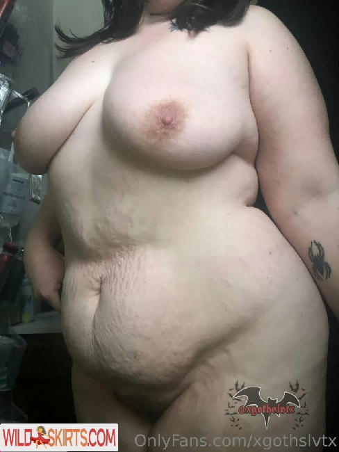 xgothslvtx nude OnlyFans leaked photo #1