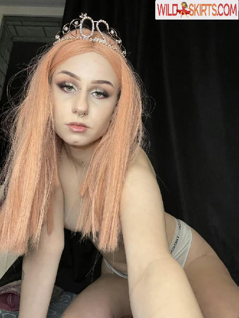 xhxllgirl / littlegirlfrxmhell / xxjessylee nude OnlyFans, Instagram leaked photo #3