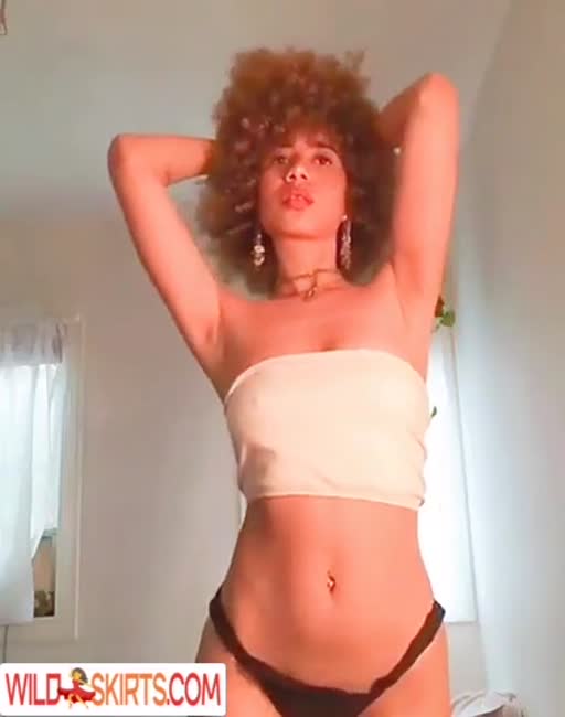 xulanichristine nude Instagram leaked video #86