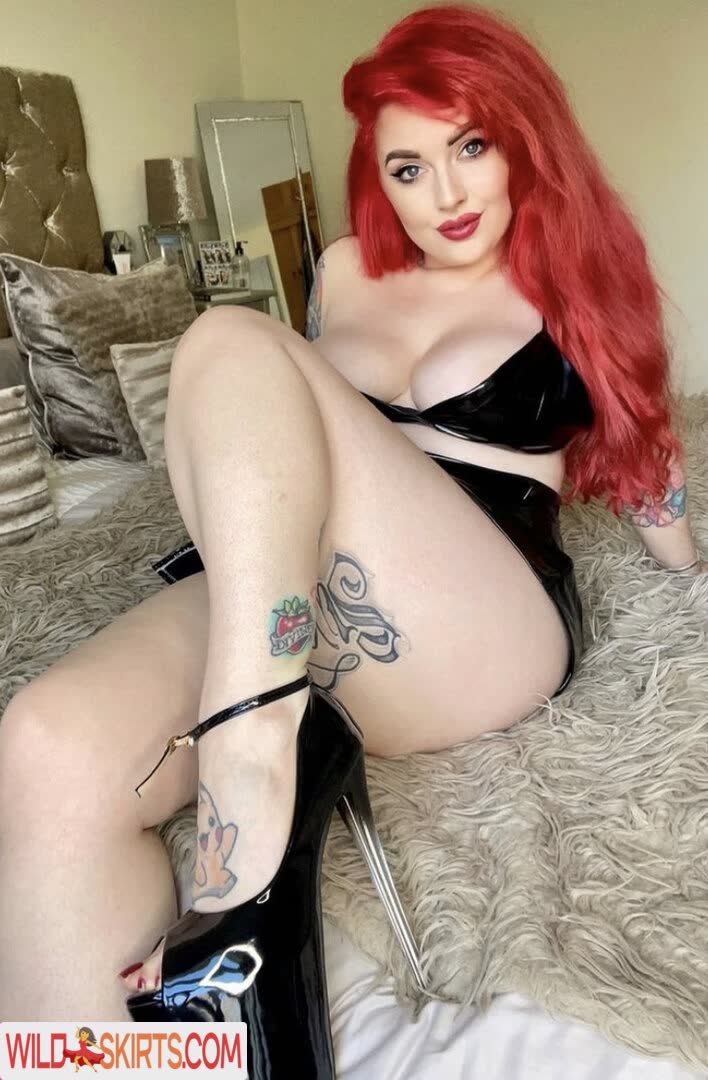 xvanessavixenx / vanessatheredhead / xvanessavixenx nude OnlyFans, Instagram leaked photo #1