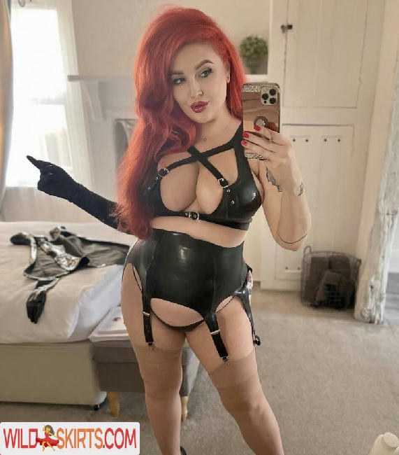 xvanessavixenx / vanessatheredhead / xvanessavixenx nude OnlyFans, Instagram leaked photo #1