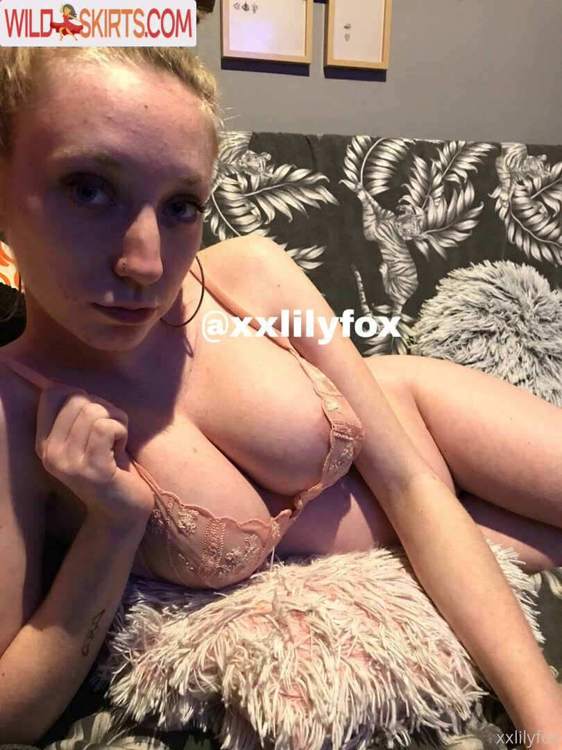 Xxlilyfox nude leaked photo #44