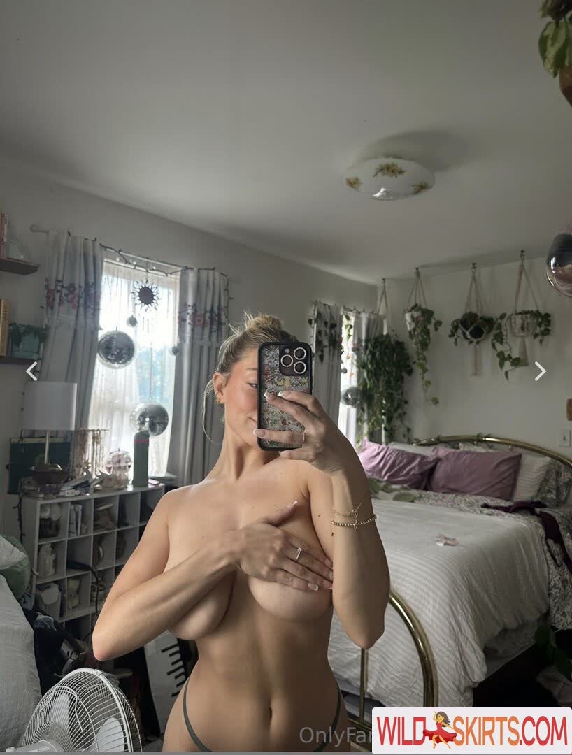 xxsarabrooksxx / sarabrooks444 / xxsarabrooksxx nude OnlyFans, Instagram leaked photo #2