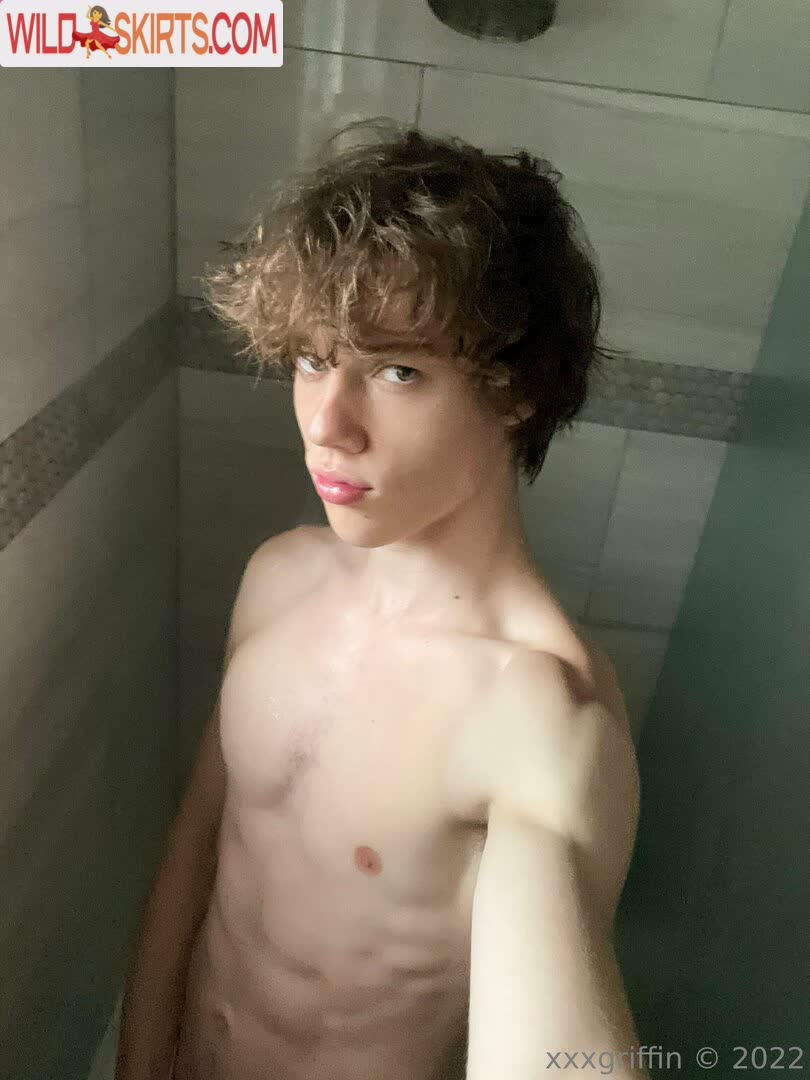 Xxxgriffin nude leaked photo #19