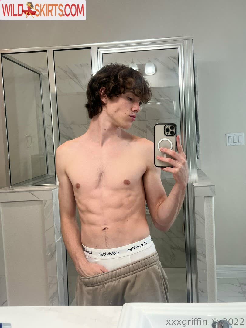 Xxxgriffin nude leaked photo #21