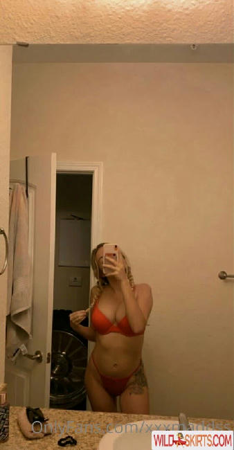 Xxxmaddss nude leaked photo #2