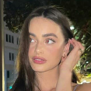 Yael Shelbia avatar