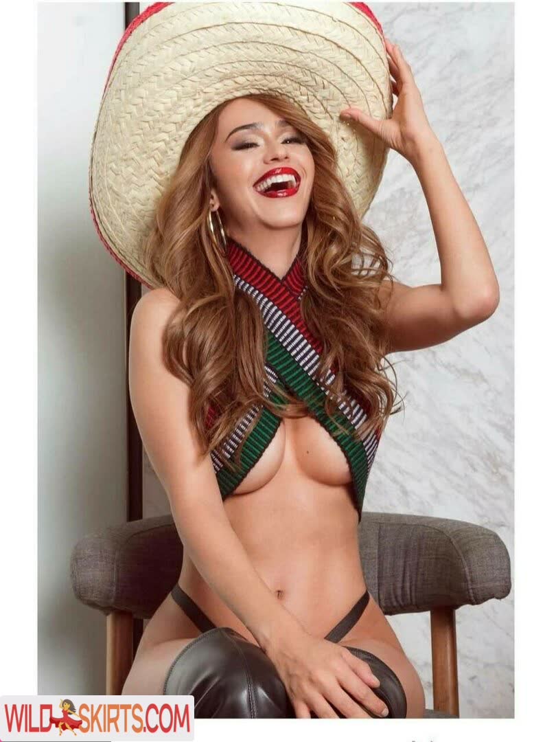 Yanet Garcia nude leaked photo #731