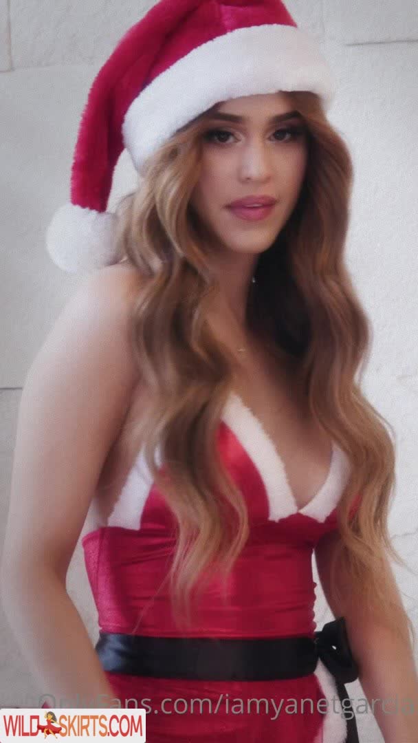 Yanet Garcia nude leaked photo #394