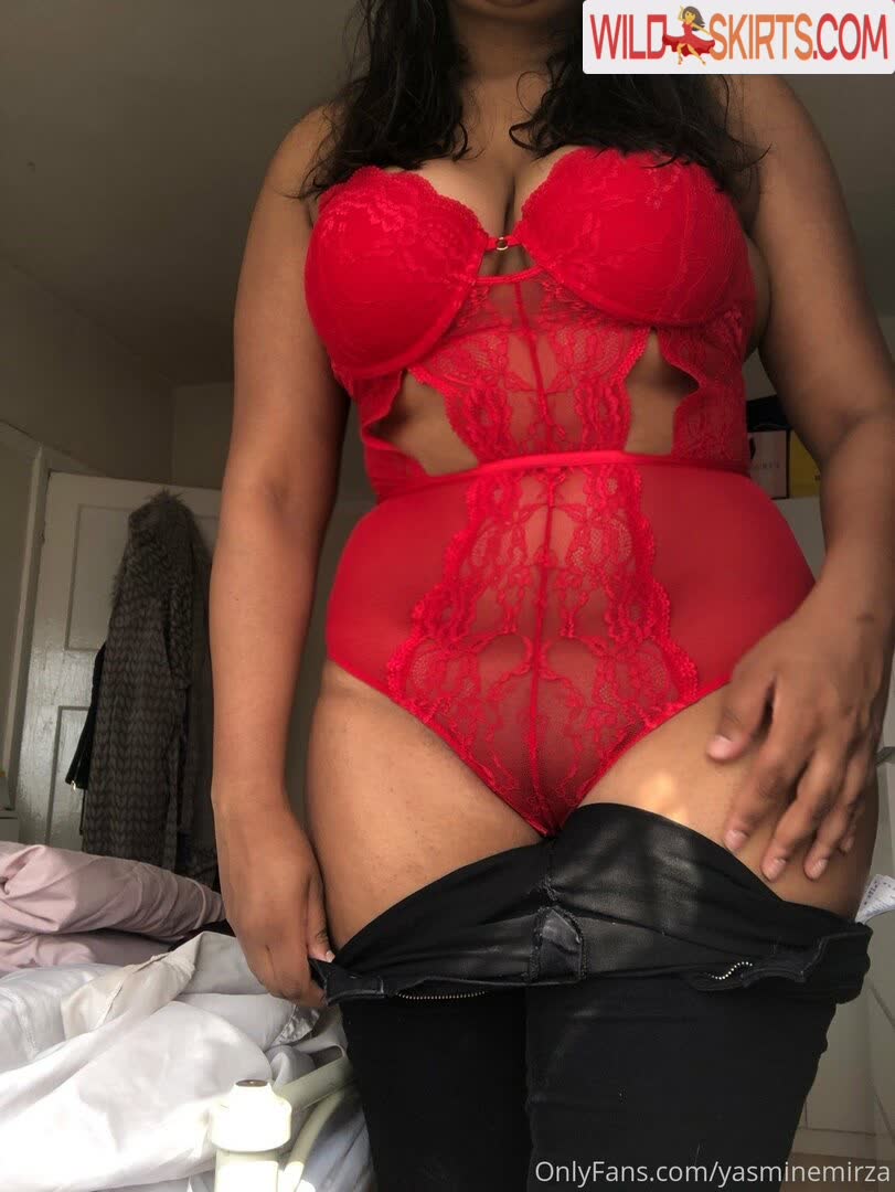 Yasmine / theyasminelopez / yasminemirza nude OnlyFans, Instagram leaked photo #19