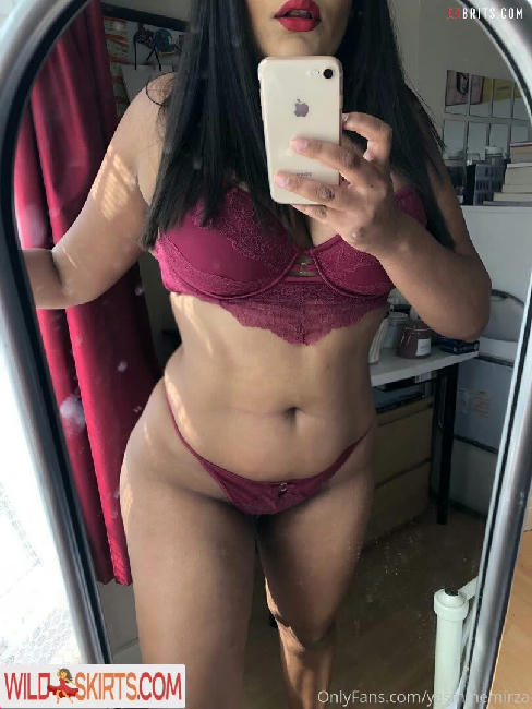 Yasmine / theyasminelopez / yasminemirza nude OnlyFans, Instagram leaked photo #197