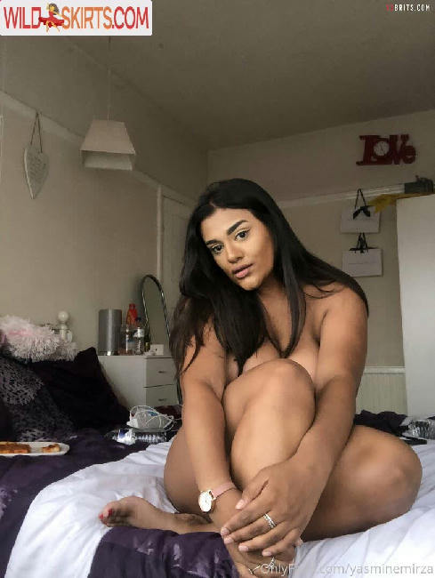 Yasmine / theyasminelopez / yasminemirza nude OnlyFans, Instagram leaked photo #66