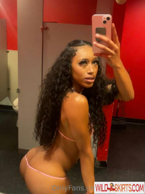 yazzyyams / Queen Yasmeena / yazzylonglegs / yazzyyams nude OnlyFans, Instagram leaked photo #287