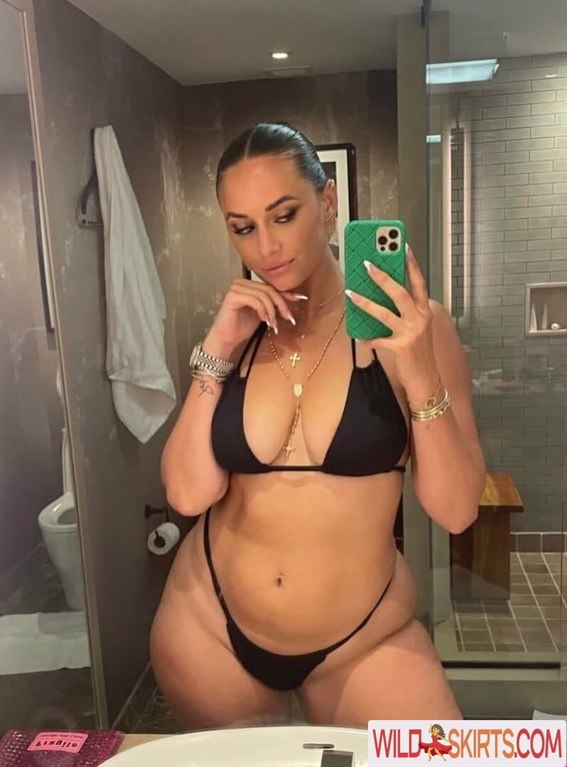 Yesjulz nude leaked photo #240