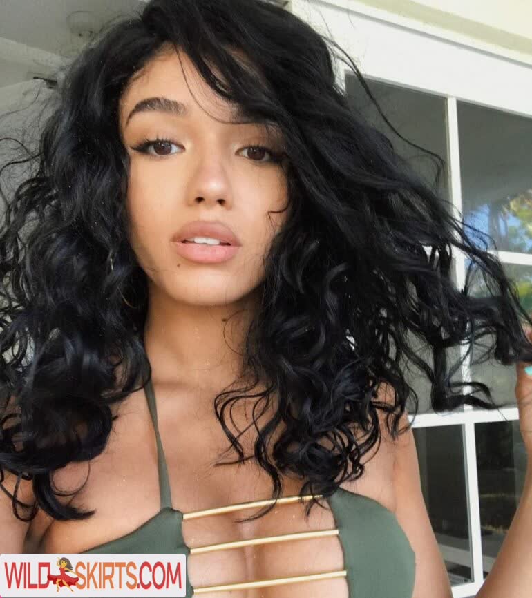 Yovanna Ventura nude leaked photo #72