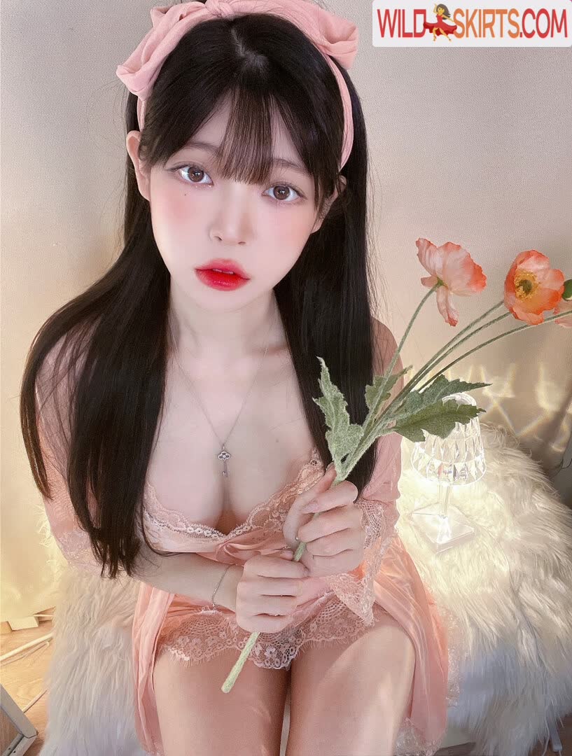 Yudiii nude leaked photo #37