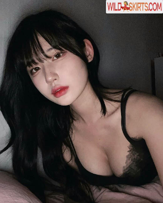 yule_.0.03 nude Instagram leaked photo #3