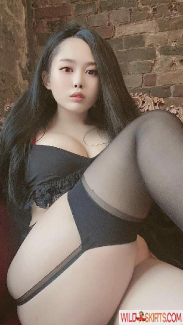 Yumi Waifu / anasimpus / anayumi / yumi_waifu / yumioppai nude OnlyFans, Instagram leaked photo #11