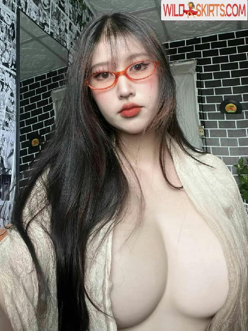 Yunne.uwu / yunne.uwu / yunnechan nude OnlyFans, Instagram leaked photo #4