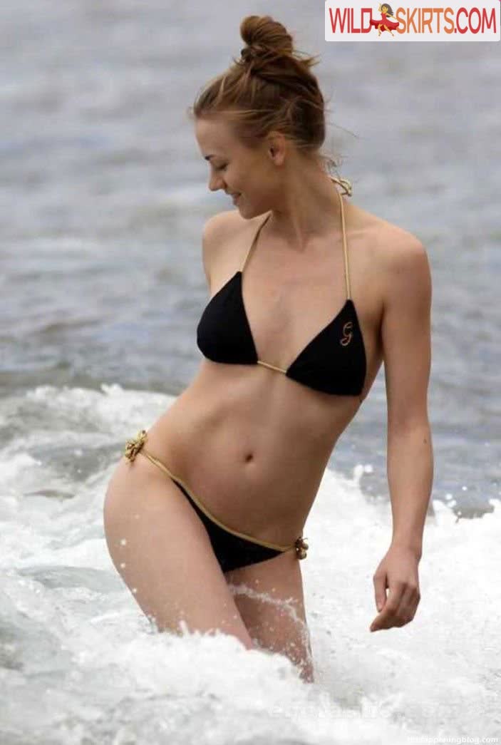 Yvonne Strahovski nude leaked photo #55