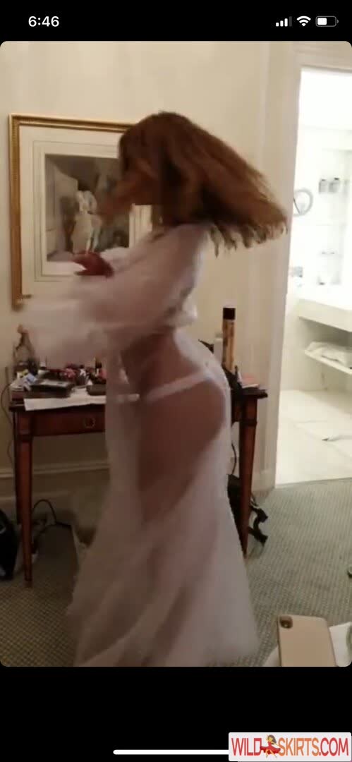 Zahia Dehar nude leaked photo #109