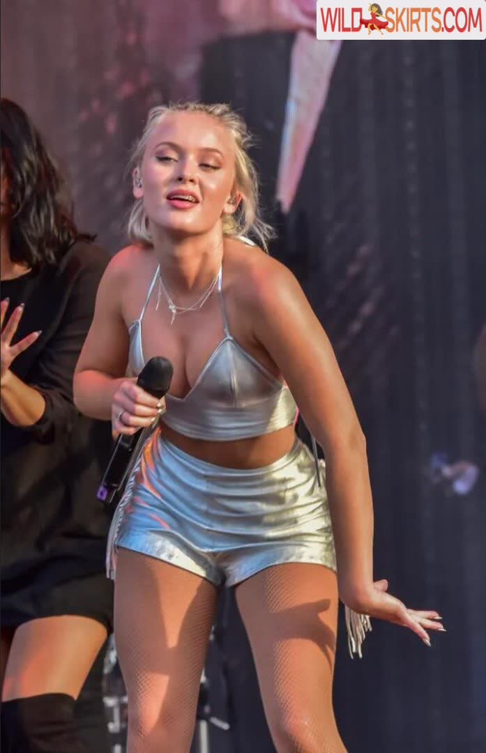 Zara Larsson / zaralarsson nude Instagram leaked photo #5