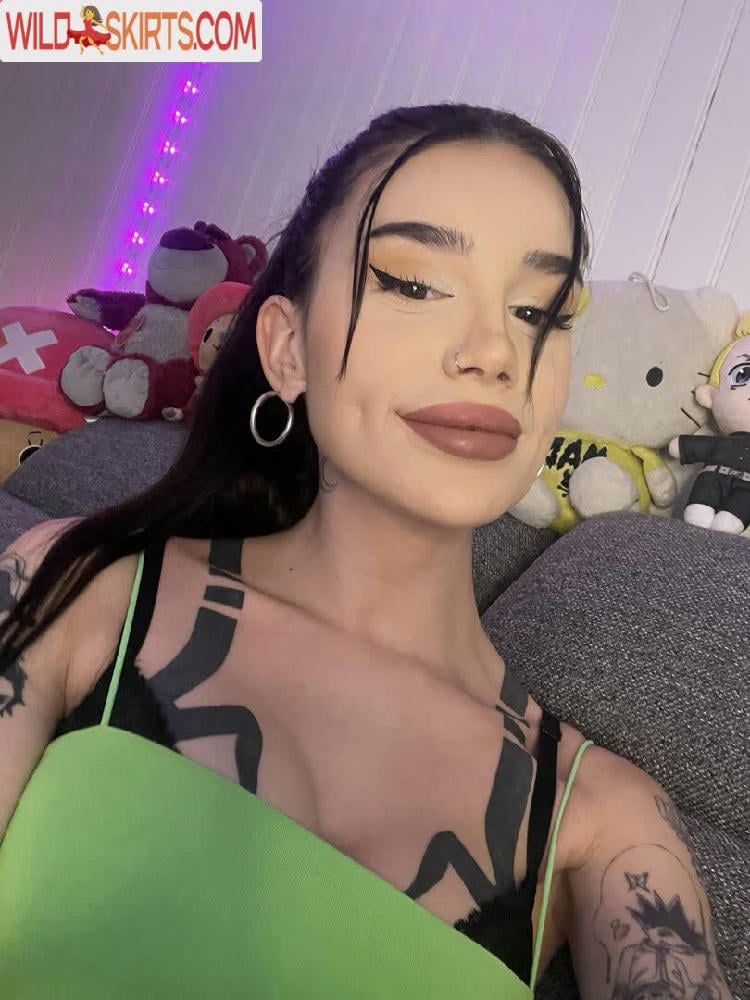 Zeliahxo / Female alien / zeliahxo nude OnlyFans, Instagram leaked photo #21