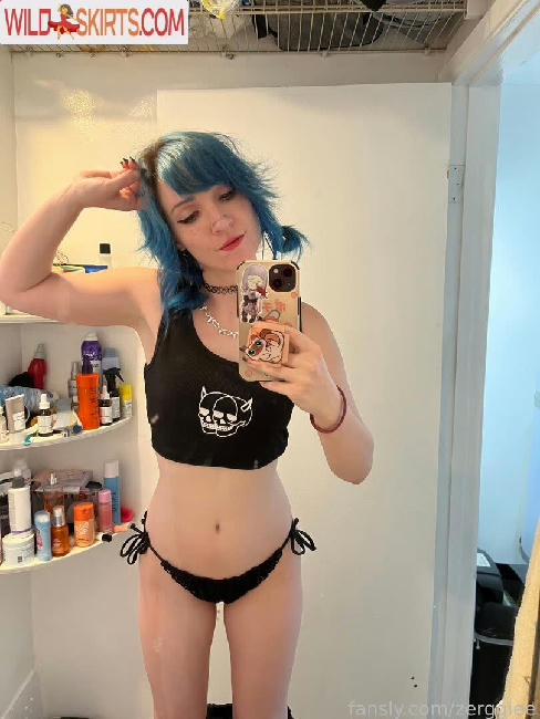 zerggiee nude Instagram leaked photo #35