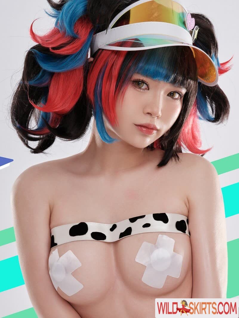 ZinieQ Cosplayer nude leaked photo #71