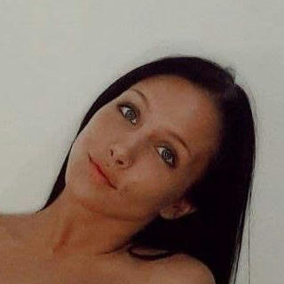 Zoe Calvi avatar