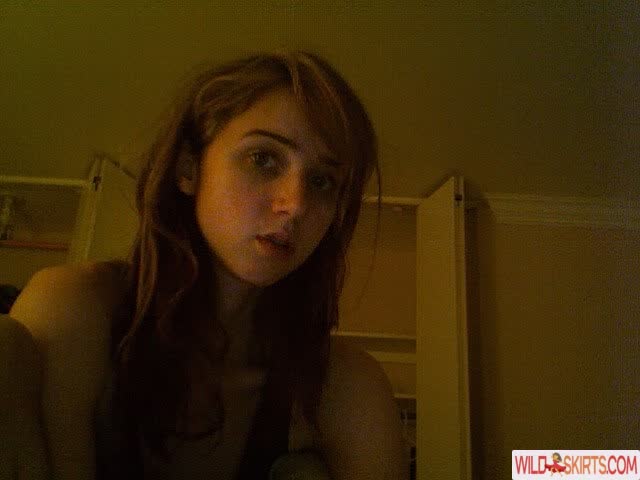 Zoe Kazan nude leaked photo #29