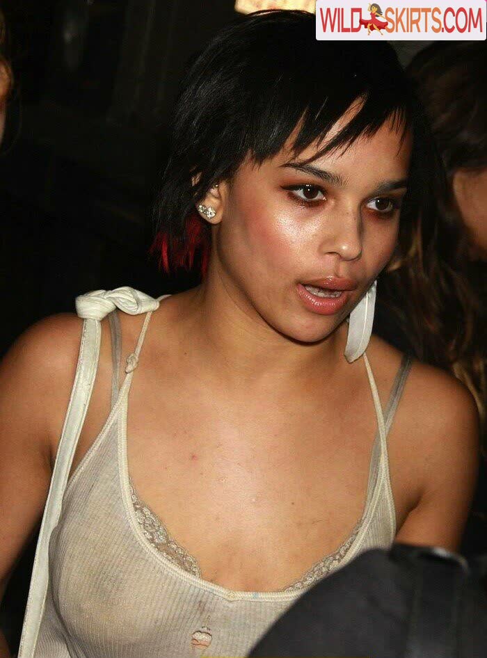 Zoe Kravitz nude leaked photo #186