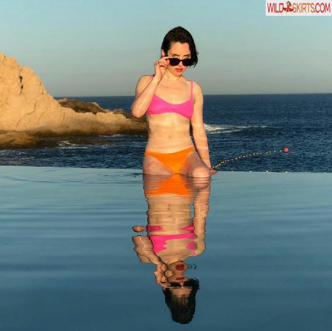 Zoe Lister Jones / zoelisterjones nude Instagram leaked photo #2