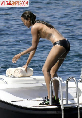 Zoe Saldana / zoesaldana nude Instagram leaked photo #5