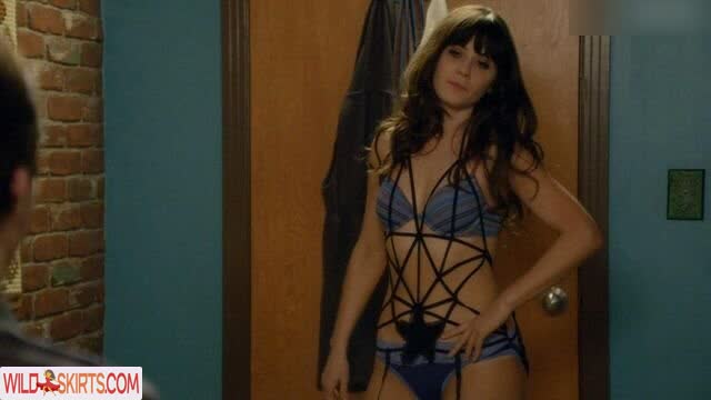 Zooey Deschanel nude leaked photo #228