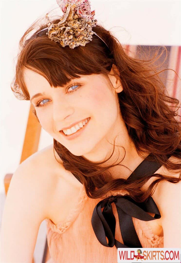 Zooey Deschanel nude leaked photo #71